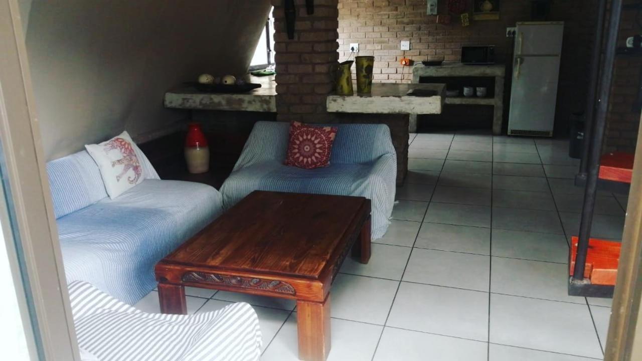 Albergue Tsumeb Backpackers & Safari Exterior foto