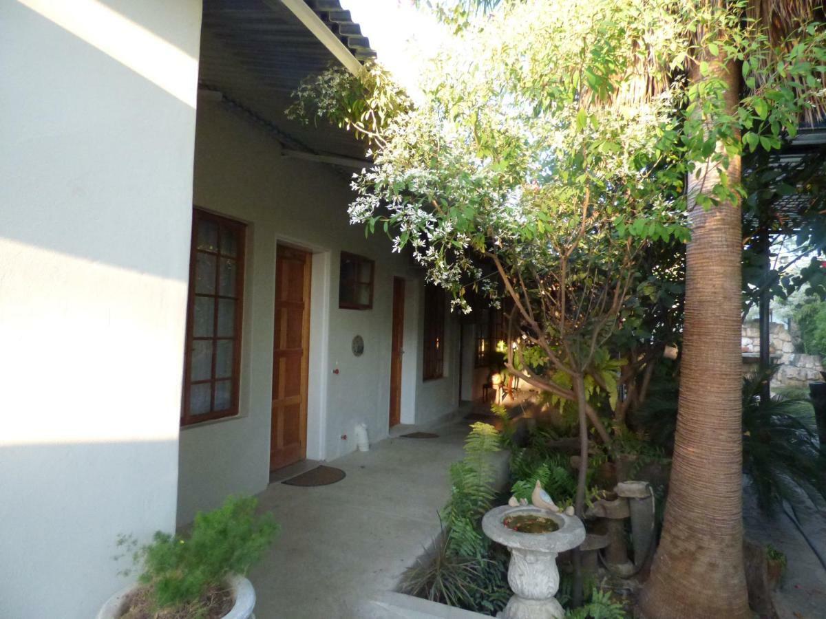 Albergue Tsumeb Backpackers & Safari Exterior foto